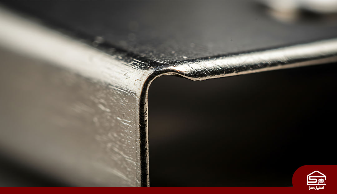 نمای نزدیک از پروفیل استیل